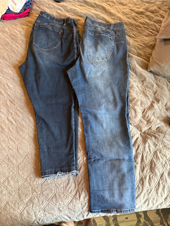 Democracy Denim - Democracy - Set of 2 Jeans. One is cropped, the other full length.